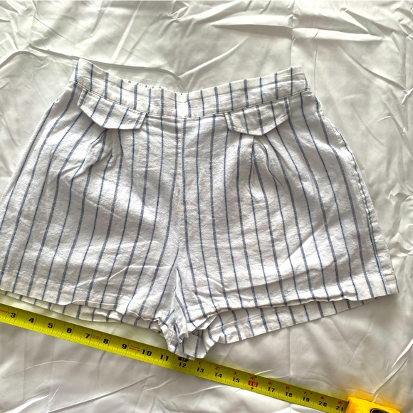 BCBGeneration linen blend shorts - Picture 4 of 7